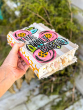 Load image into Gallery viewer, She Reads Truth CSB
