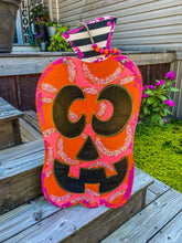 Load image into Gallery viewer, Jack O Lantern Door Hanger

