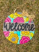 Load image into Gallery viewer, Floral Welcome Door Hanger
