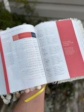 Load image into Gallery viewer, She Reads Truth CSB
