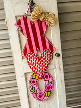 Load image into Gallery viewer, XO Door Hanger
