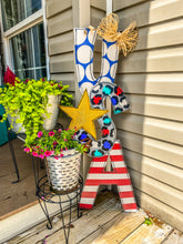 Load image into Gallery viewer, USA Door Hanger w/ Leopard
