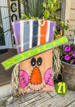 Load image into Gallery viewer, Scarecrow Door Hanger
