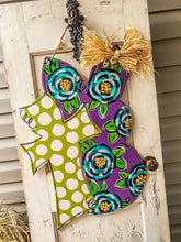 Load image into Gallery viewer, Bunny w/ Cross
