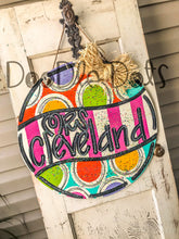 Load image into Gallery viewer, Colorful Round Door Hanger
