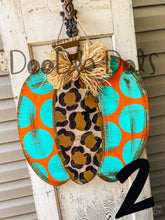 Load image into Gallery viewer, Pumpkin Door Hanger
