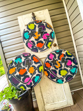 Load image into Gallery viewer, 🤩 Smiley Face Door Hanger 🤩
