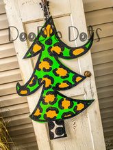 Load image into Gallery viewer, Christmas Tree Door Hanger
