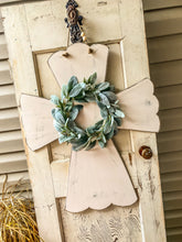 Load image into Gallery viewer, Cross w/ Wreath Door Hanger
