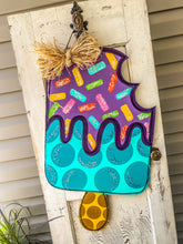 Load image into Gallery viewer, Ice Cream w/ Sprinkes Door Hanger
