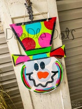 Load image into Gallery viewer, Snowman Head Door Hanger

