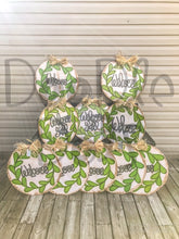 Load image into Gallery viewer, Rustic Welcome Farmhouse Door Hanger
