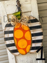 Load image into Gallery viewer, Pumpkin Door Hanger
