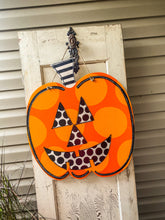 Load image into Gallery viewer, Jack O’ Lantern Door Hanger
