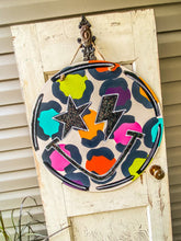 Load image into Gallery viewer, 🤩 Smiley Face Door Hanger 🤩
